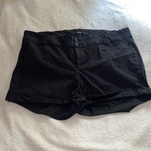 Torrid Double Button Stretch Shorts! Size:22